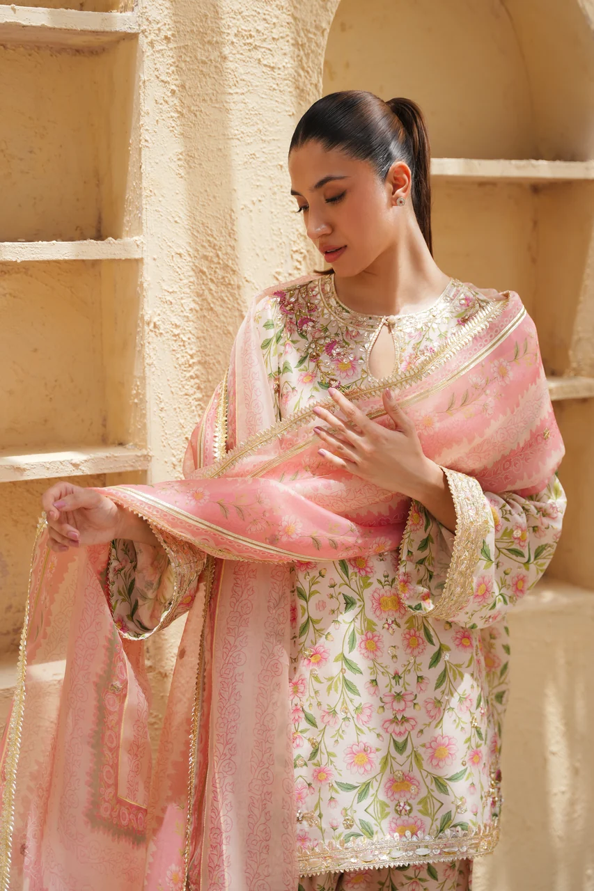 Syra - Image 3